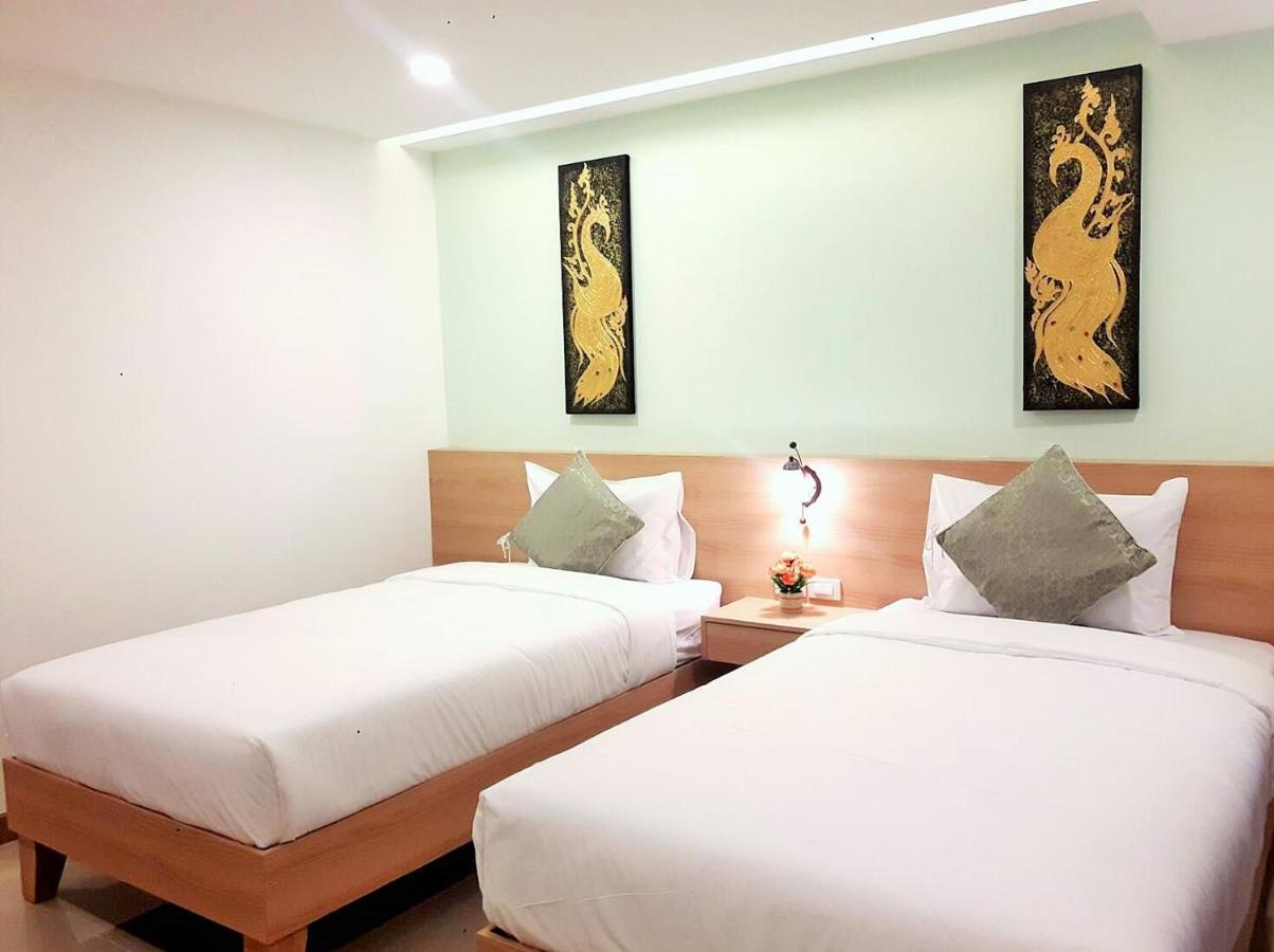 Vista Hotel Chiang Mai - Sha Extra Plus Exteriör bild