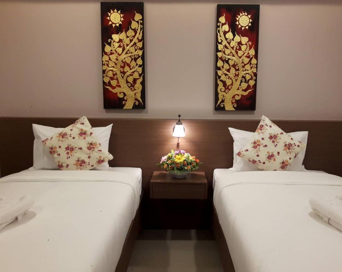 Vista Hotel Chiang Mai - Sha Extra Plus Exteriör bild
