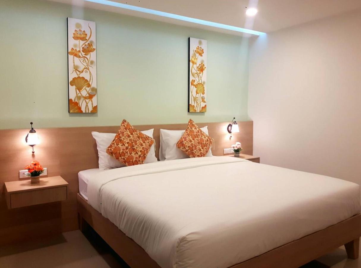 Vista Hotel Chiang Mai - Sha Extra Plus Exteriör bild