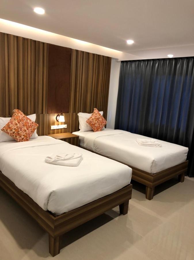 Vista Hotel Chiang Mai - Sha Extra Plus Exteriör bild