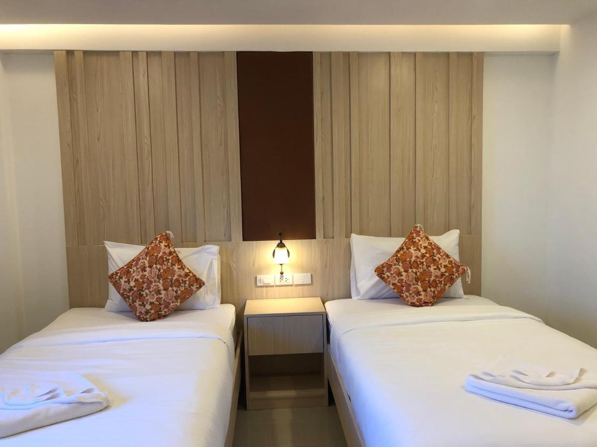 Vista Hotel Chiang Mai - Sha Extra Plus Exteriör bild