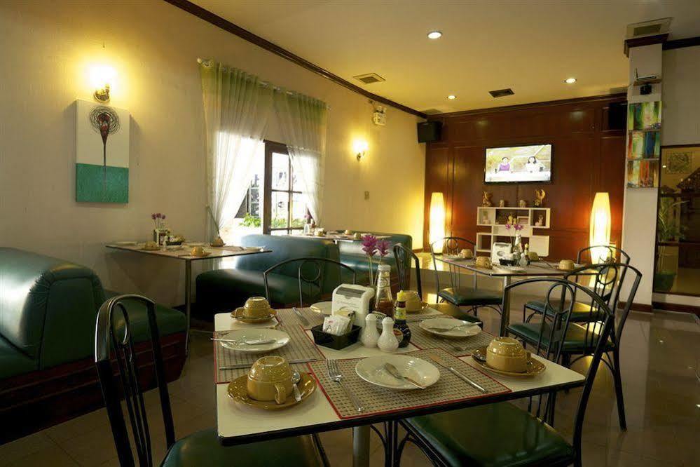 Vista Hotel Chiang Mai - Sha Extra Plus Exteriör bild